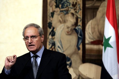 Les initiatives se multiplient pour une transition en Syrie